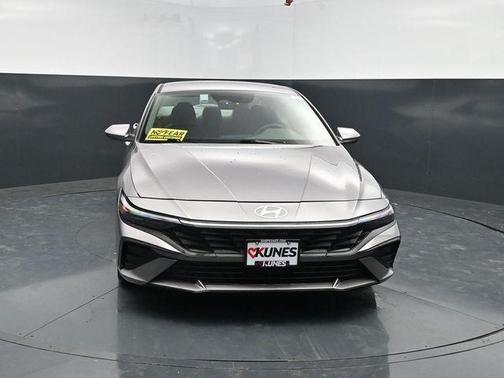 Fluid Metal 2024 Hyundai ELANTRA SEL