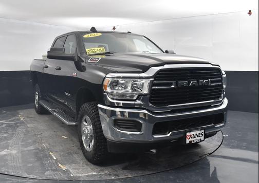 2021 RAM 2500 Big Horn Crew Cab 4x4 6'4' Box