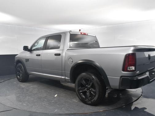 2024 RAM 1500 Classic Warlock Crew Cab 4x4 5'7' Box