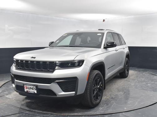 2026 Jeep Grand Cherokee Altitude