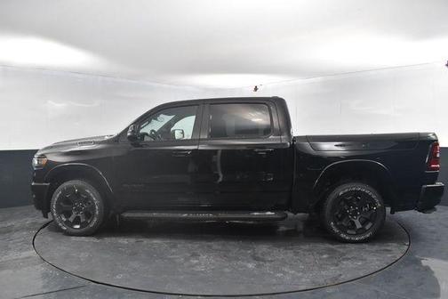 Diamond Black Crystal Pearlcoat 2026 RAM 1500 Big Horn/Lone Star