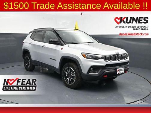 Silver Zynith Metallic Clearcoat 2026 Jeep Compass Trailhawk