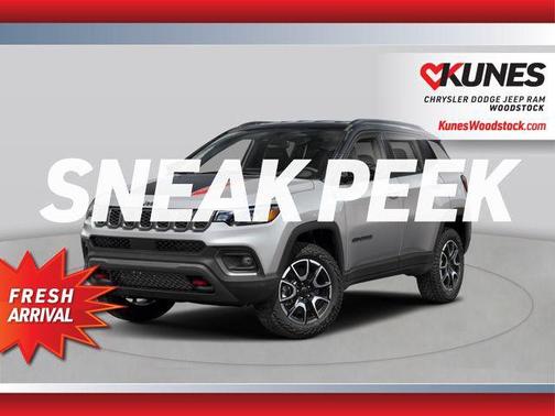 Silver Zynith Metallic Clearcoat 2026 Jeep Compass Trailhawk