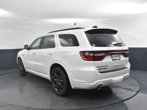 White Knuckle Clearcoat 2026 Dodge Durango GT AWD HEMI V8