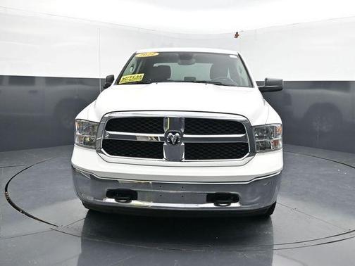 Bright White Clearcoat 2022 RAM 1500 Classic SLT