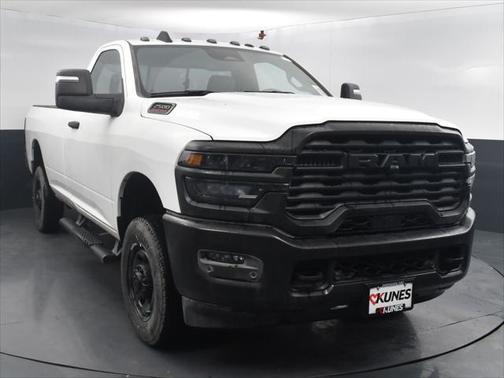 2025 RAM 2500 Tradesman Regular Cab 4x4 8' Box
