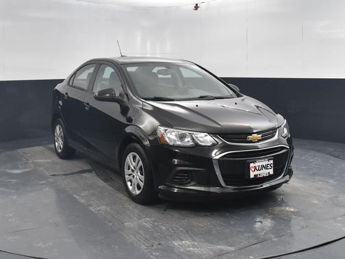 2017 Chevrolet Sonic LS