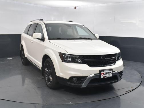 2020 Dodge Journey Crossroad