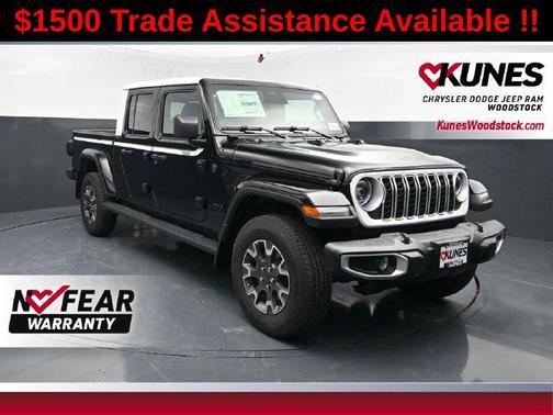 Black Clearcoat 2026 Jeep Gladiator Sahara 4x4