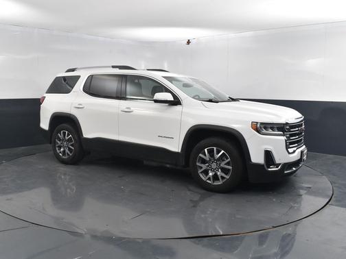 2023 GMC Acadia AWD SLT