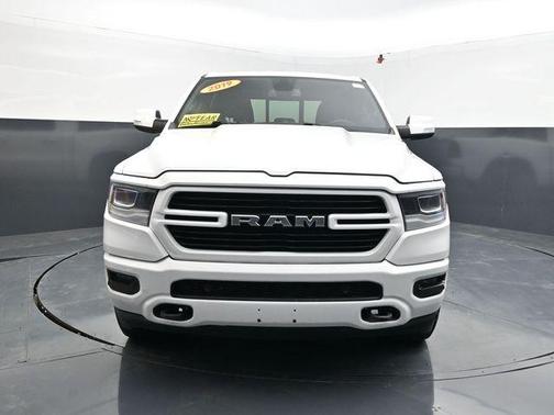 Bright White Clearcoat 2019 RAM 1500 Big Horn