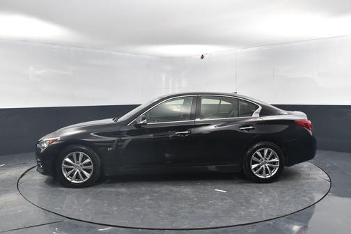 2015 INFINITI Q50 Premium