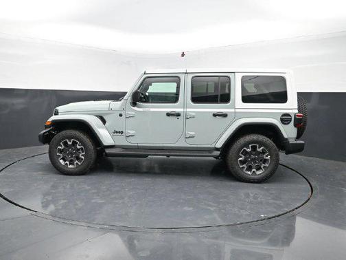 Earl Clearcoat 2026 Jeep Wrangler 4-Door Sahara 4x4