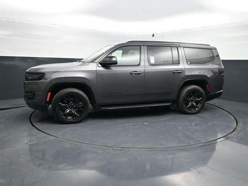 Baltic Gray Metallic Clearcoat 2024 Jeep Wagoneer Series II Carbide