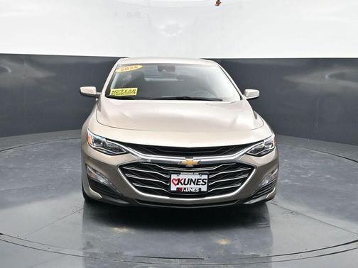 Mineral Gray Metallic 2024 Chevrolet Malibu FWD 2LT