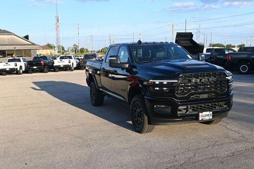 Diamond Black Crystal Pearlcoat 2027 RAM 2500 Limited