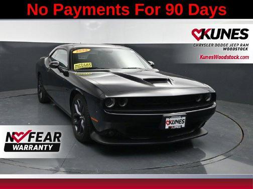 Pitch Black Clearcoat 2023 Dodge Challenger R/T