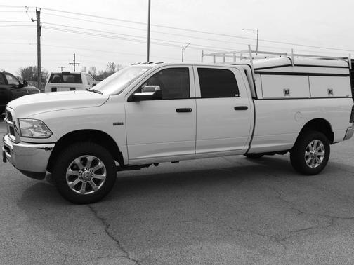 2018 RAM 2500 Tradesman Crew Cab 4x4 8' Box