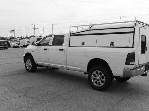 2018 RAM 2500 Tradesman Crew Cab 4x4 8' Box