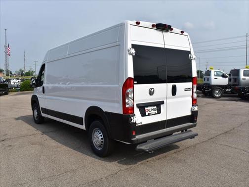 2025 RAM ProMaster 2500 Tradesman
