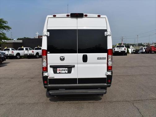2025 RAM ProMaster 2500 Tradesman