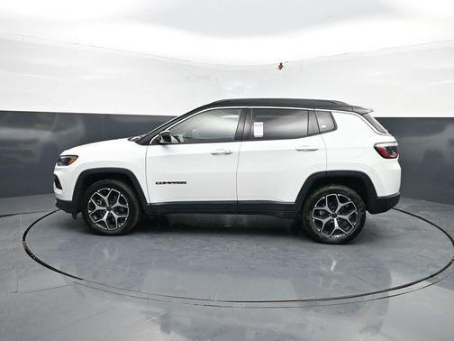 Bright White Clearcoat 2025 Jeep Compass Limited
