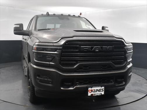 2025 RAM 2500 Laramie Crew Cab 4x4 6'4' Box