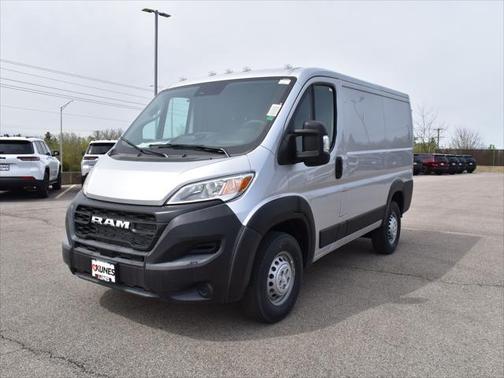 2025 RAM ProMaster 1500 Low Roof