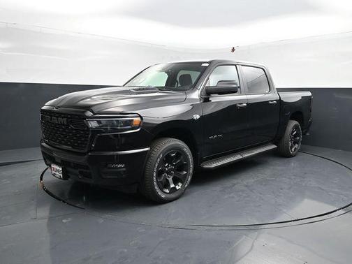 Diamond Black Crystal Pearlcoat 2026 RAM 1500 Express