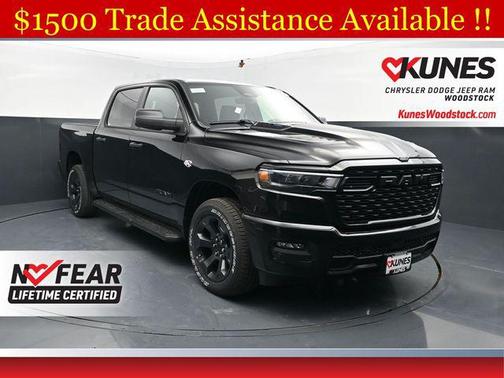 Diamond Black Crystal Pearlcoat 2026 RAM 1500 Express