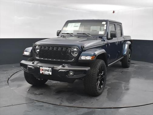 2025 Jeep Gladiator Nighthawk
