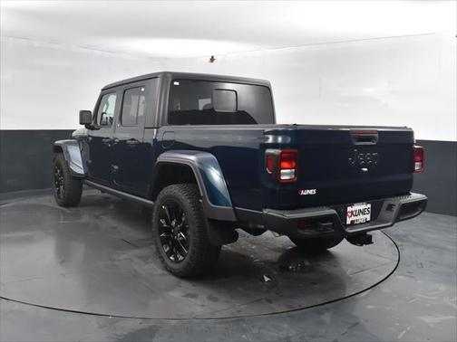 2025 Jeep Gladiator Nighthawk