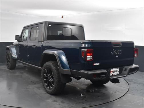2025 Jeep Gladiator Nighthawk