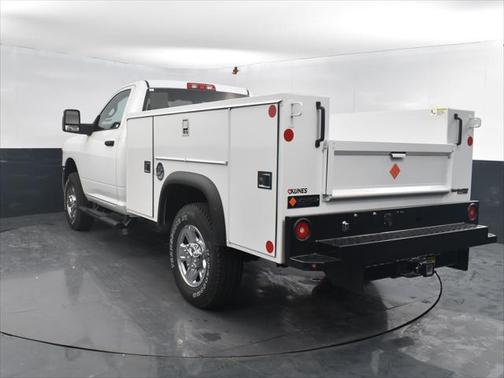 2023 RAM 2500 Tradesman Regular Cab 4x4 8' Box
