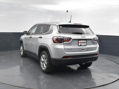 2025 Jeep Compass Sport