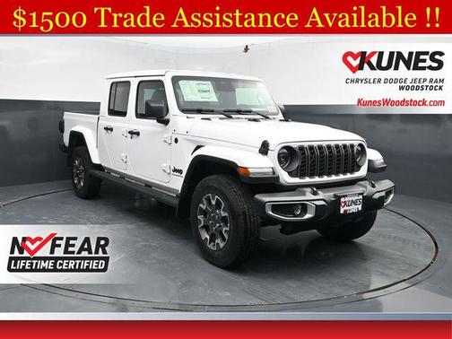 Bright White Clearcoat 2026 Jeep Gladiator Sahara 4x4