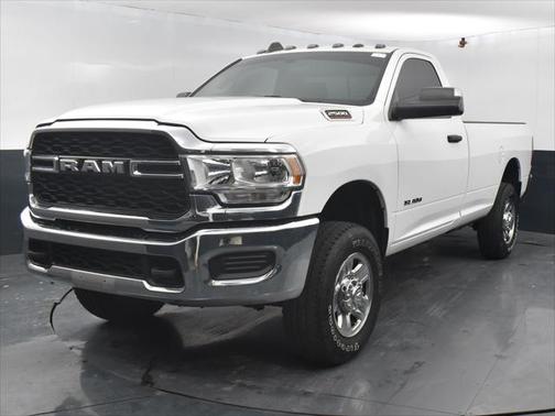 2020 RAM 2500 Tradesman Regular Cab 4X4 8' Box