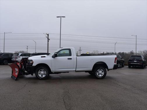 2024 RAM 2500 Tradesman Regular Cab 4x4 8' Box