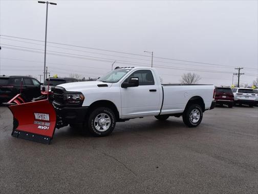 2024 RAM 2500 Tradesman Regular Cab 4x4 8' Box