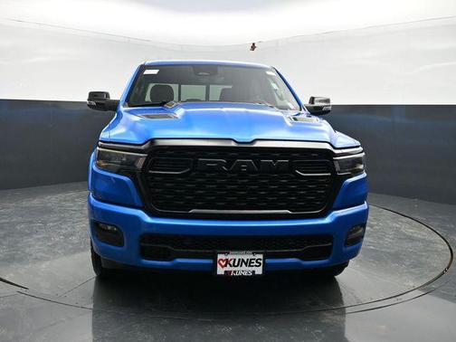 Hydro Blue Pearlcoat 2026 RAM 1500 Big Horn/Lone Star
