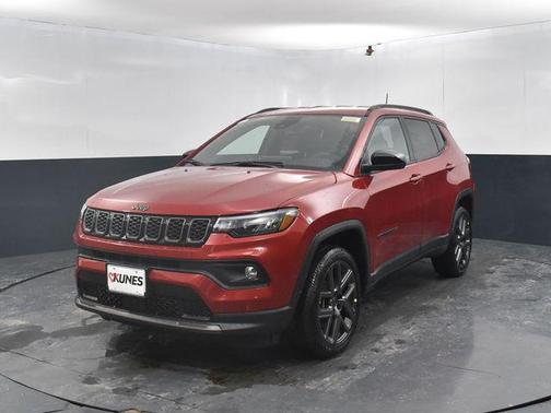 Red Hot Pearlcoat 2026 Jeep Compass Latitude