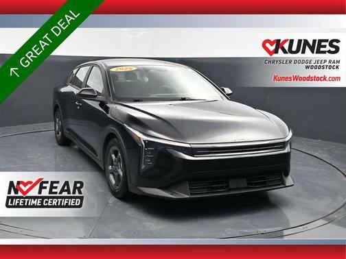 Aurora Black Pearl 2025 Kia K4 LXS