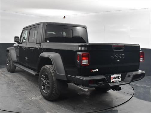 2025 Jeep Gladiator Sport S