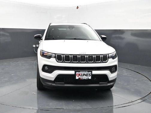 Bright White Clearcoat 2026 Jeep Compass Sport