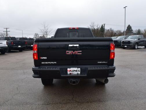 2017 GMC Sierra 3500 Denali