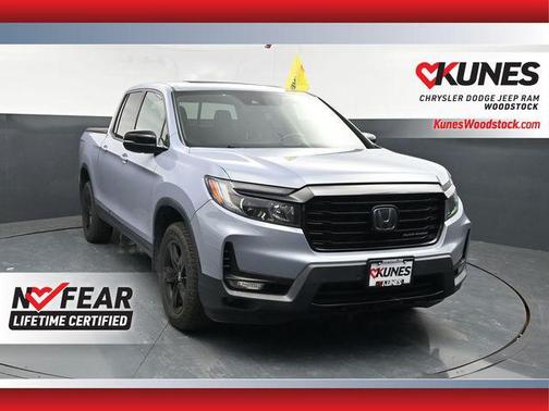 Sonic Gray Pearl 2022 Honda Ridgeline Black
