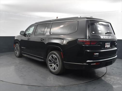 2023 Jeep Wagoneer L Series II 4x4