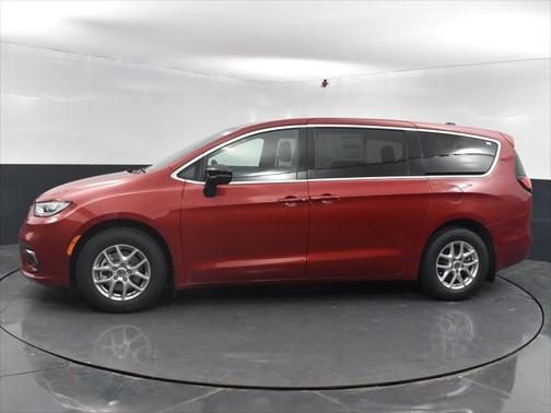 2025 Chrysler Pacifica L
