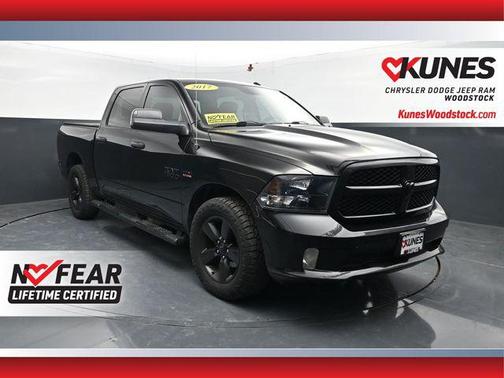 Brilliant Black Crystal Pearlcoat 2017 RAM 1500 Express
