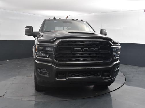 2023 RAM 3500 Limited Crew Cab 4x4 6'4' Box